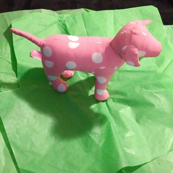 Pink polka dot 💗 vs puppy 🐶! - Picture 1 of 5